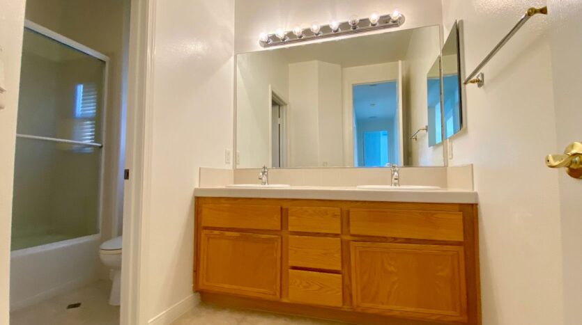 4664 Calle San Juan  - Thousand Oaks - California - 4 bed, 3 bath rental property