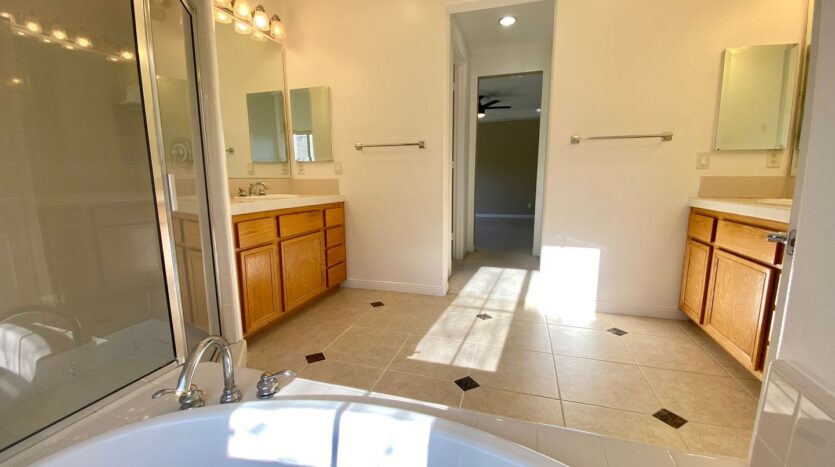 4664 Calle San Juan  - Thousand Oaks - California - 4 bed, 3 bath rental property