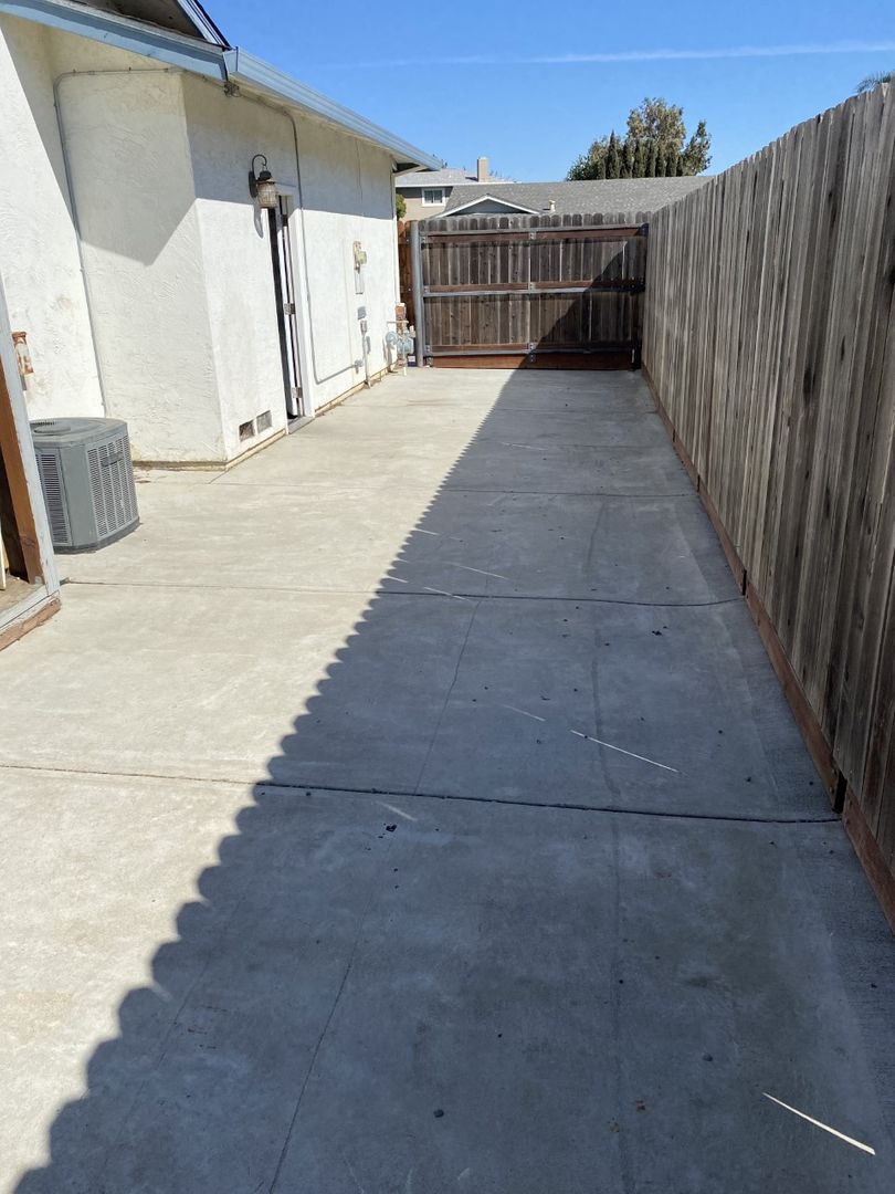 5051 Oakbrook Circle - Fairfield - California - 3 bed, 2 bath rental property