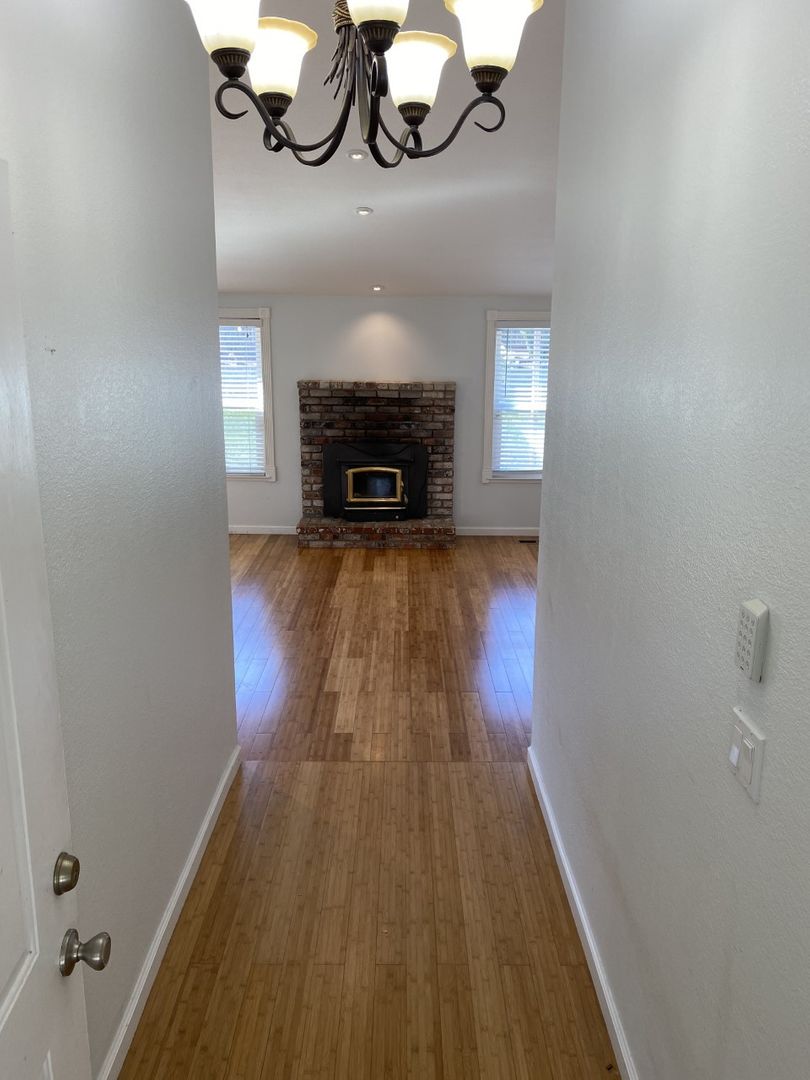 5051 Oakbrook Circle - Fairfield - California - 3 bed, 2 bath rental property