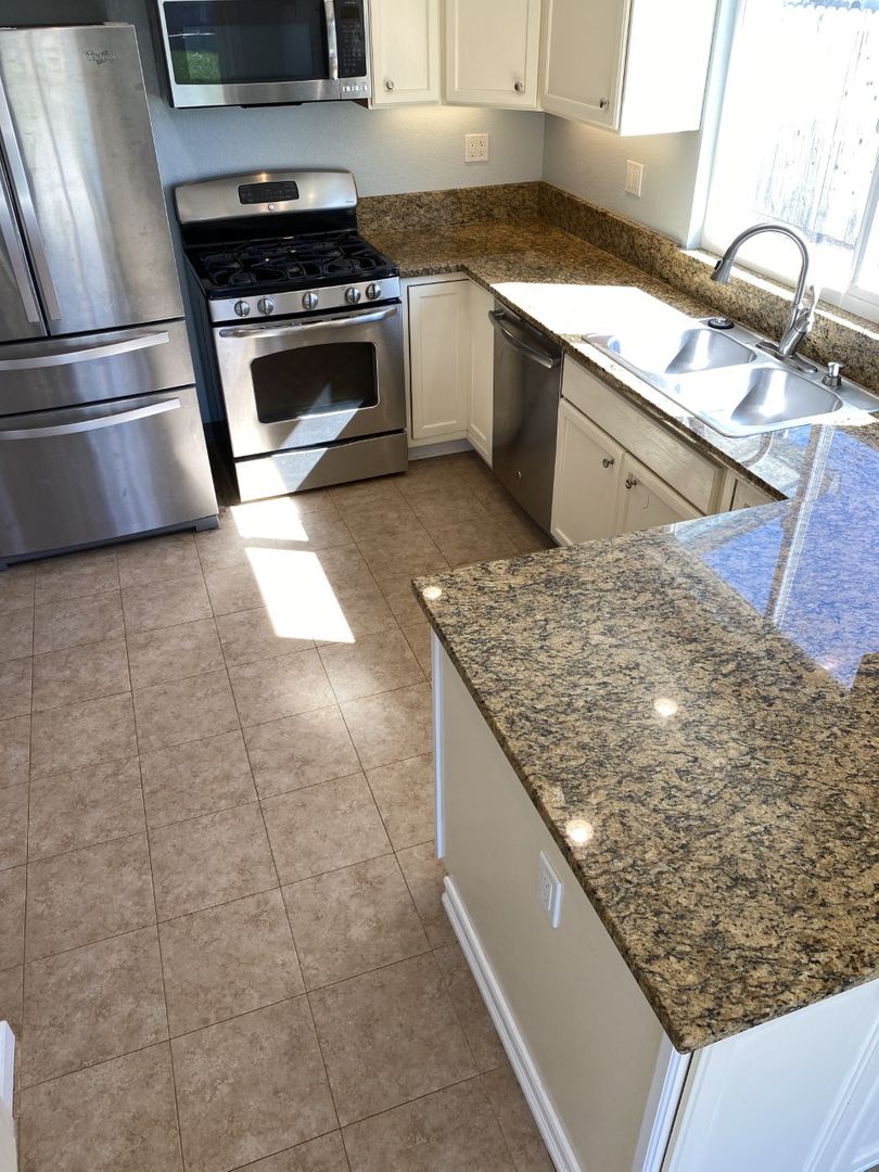 5051 Oakbrook Circle - Fairfield - California - 3 bed, 2 bath rental property