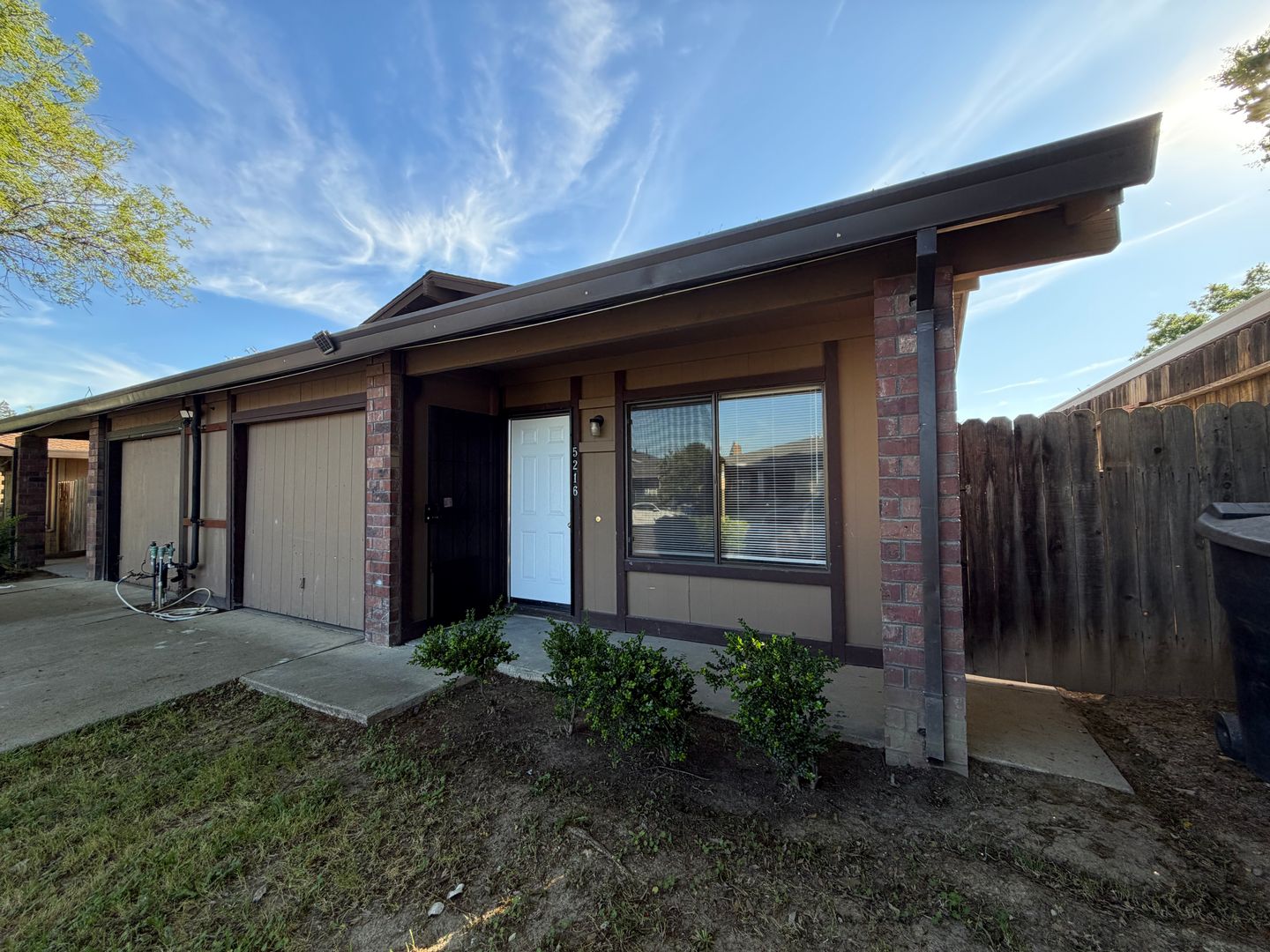 5216 Karm Way - Sacramento - California - 2 bed, 2 bath rental property