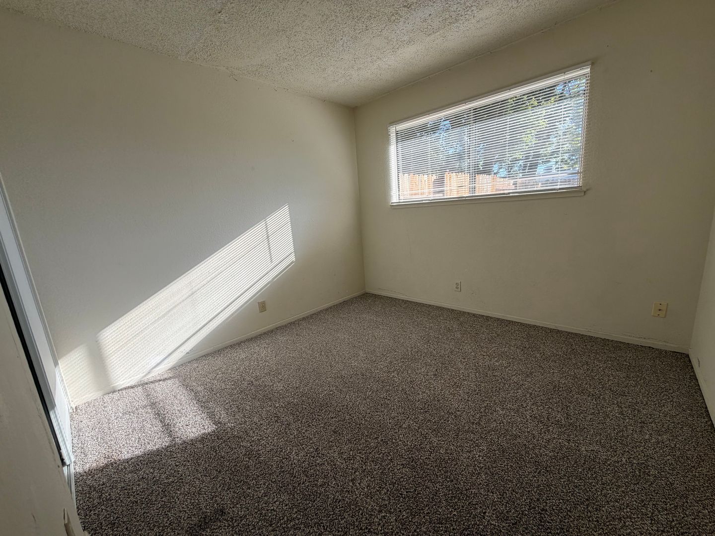 5216 Karm Way - Sacramento - California - 2 bed, 2 bath rental property