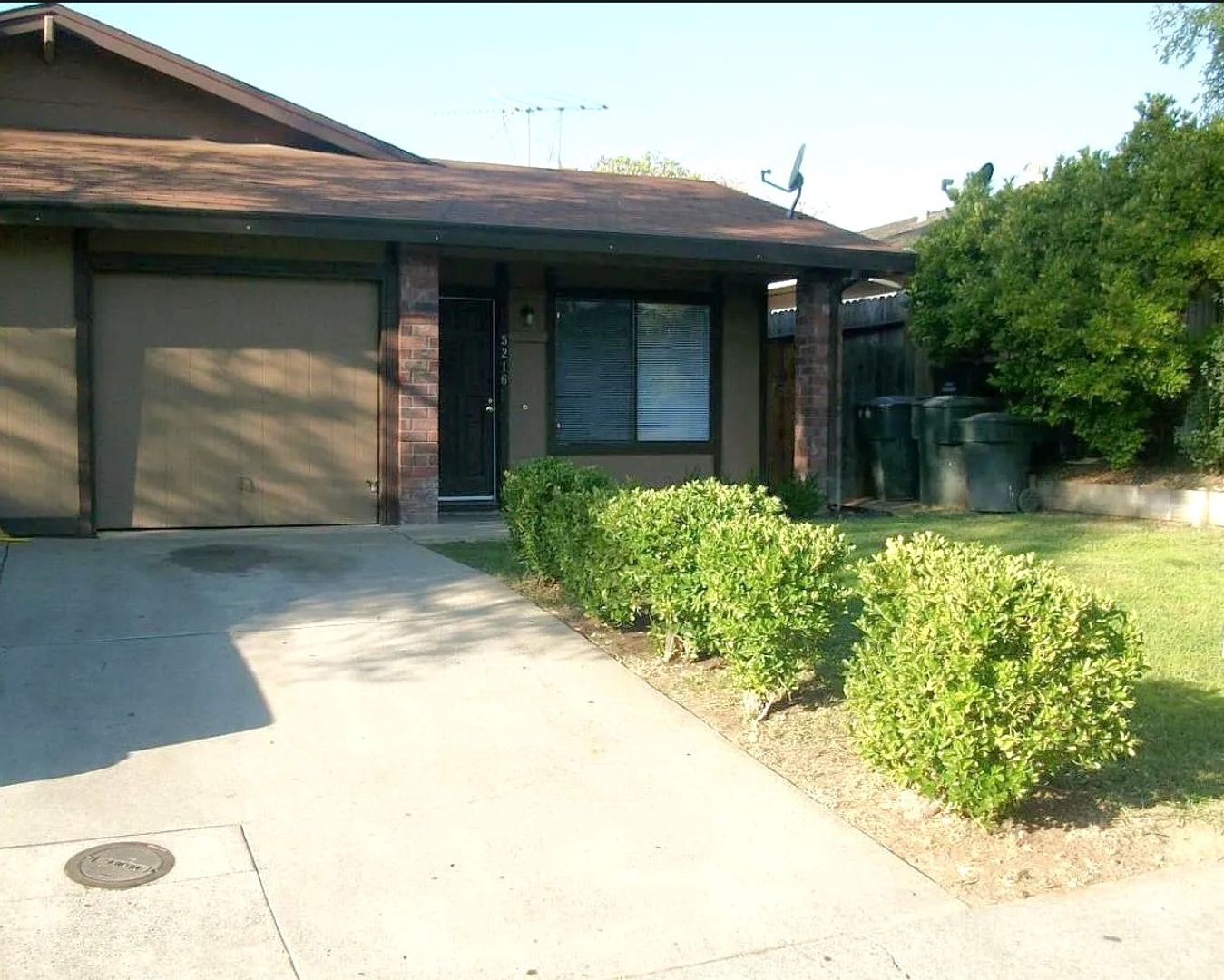 5216 Karm Way - Sacramento - California - 2 bed, 2 bath rental property
