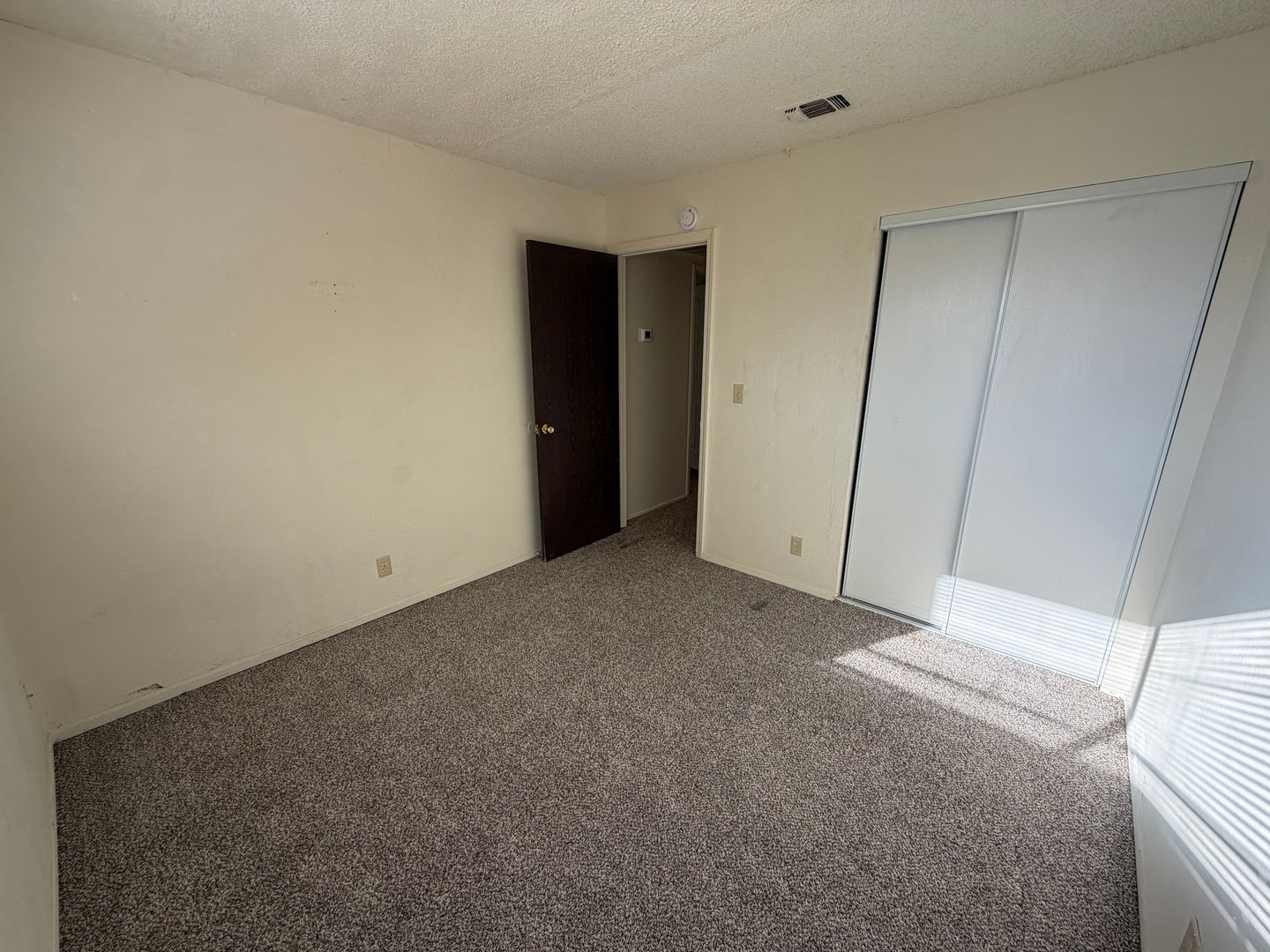 5216 Karm Way - Sacramento - California - 2 bed, 2 bath rental property