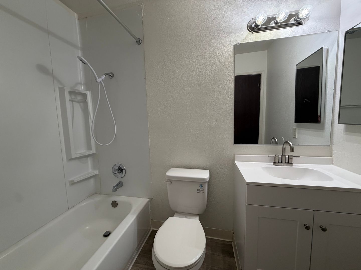 5216 Karm Way - Sacramento - California - 2 bed, 2 bath rental property