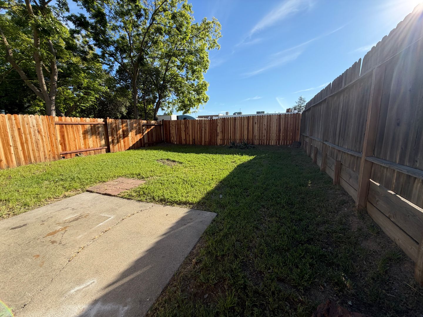 5216 Karm Way - Sacramento - California - 2 bed, 2 bath rental property