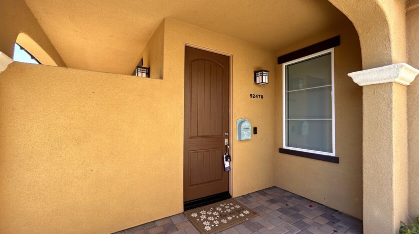 52478 Hawthorn Ct - La Quinta - California - 2 bed, 3 bath rental property