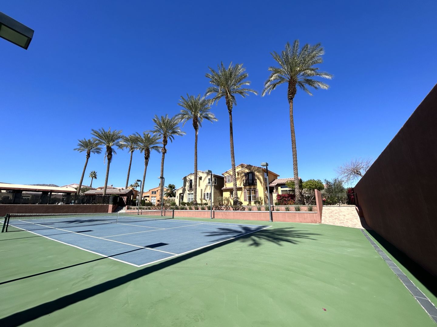 52478 Hawthorn Ct - La Quinta - California - 2 bed, 3 bath rental property