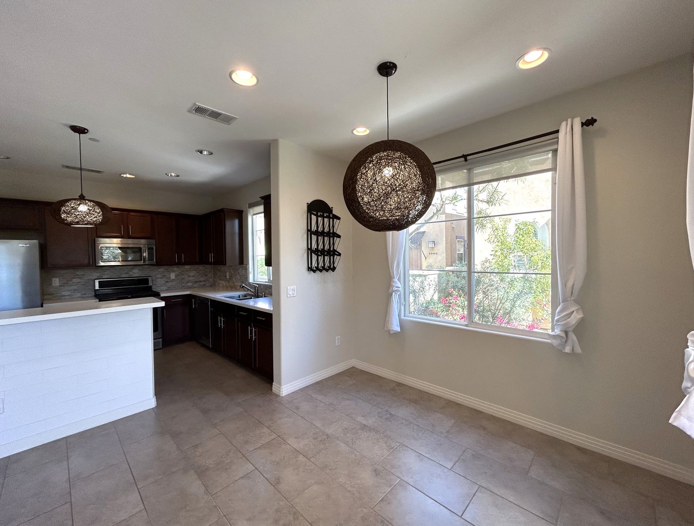 52478 Hawthorn Ct - La Quinta - California - 2 bed, 3 bath rental property