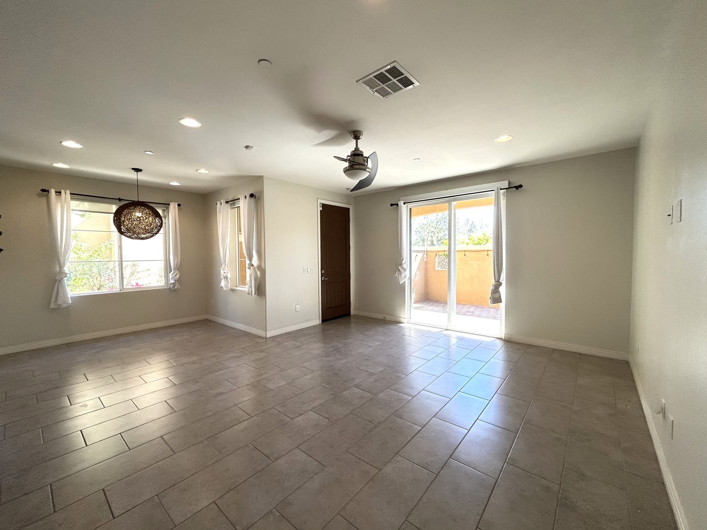 52478 Hawthorn Ct - La Quinta - California - 2 bed, 3 bath rental property