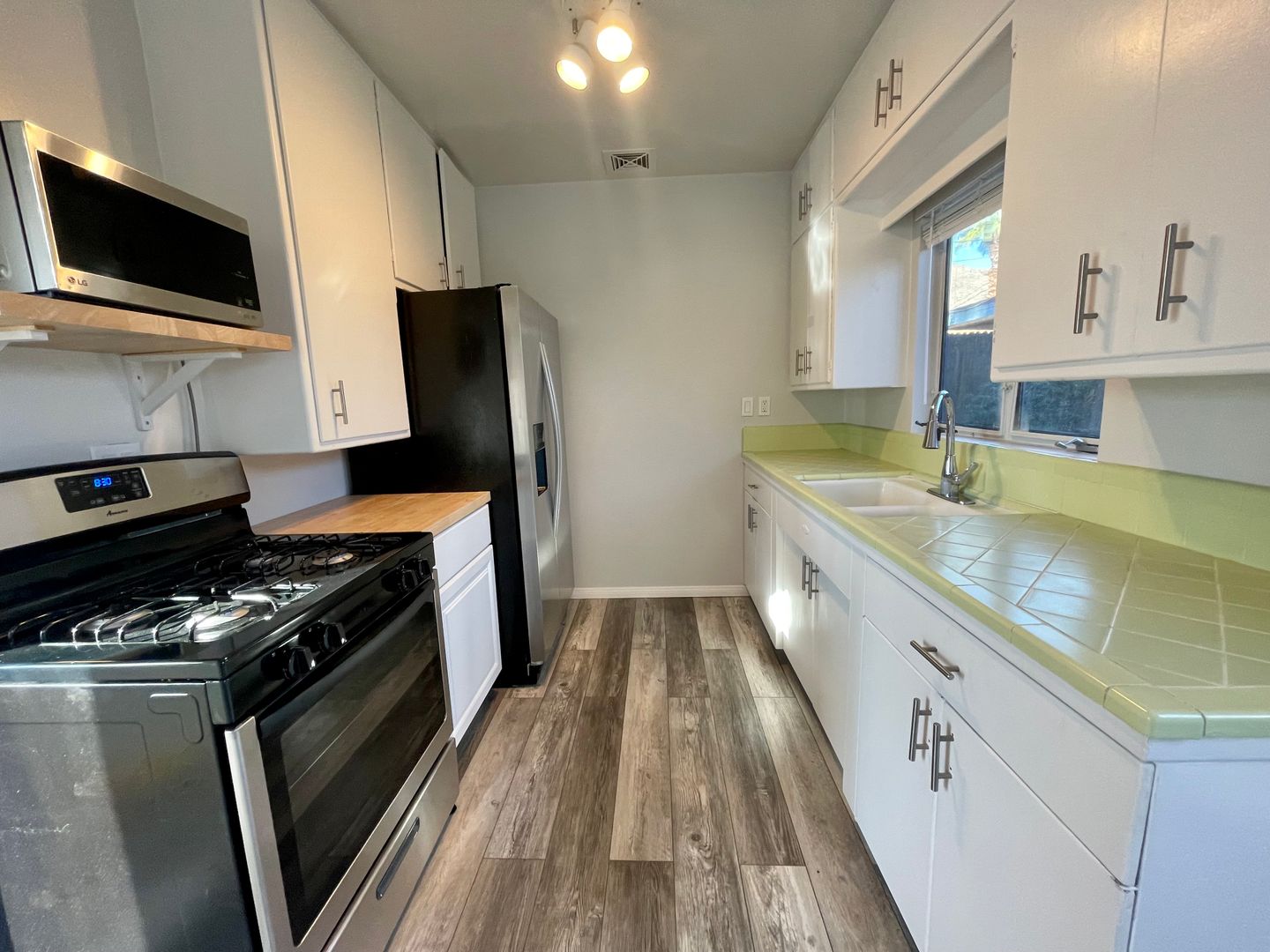529 South Calle Abronia  - Unit 1 - Palm Springs - California - 1 bed, 1 bath rental property
