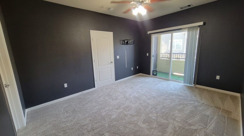 5554 Tares Cir - Elk Grove - California - 2 bed, 2 bath rental property