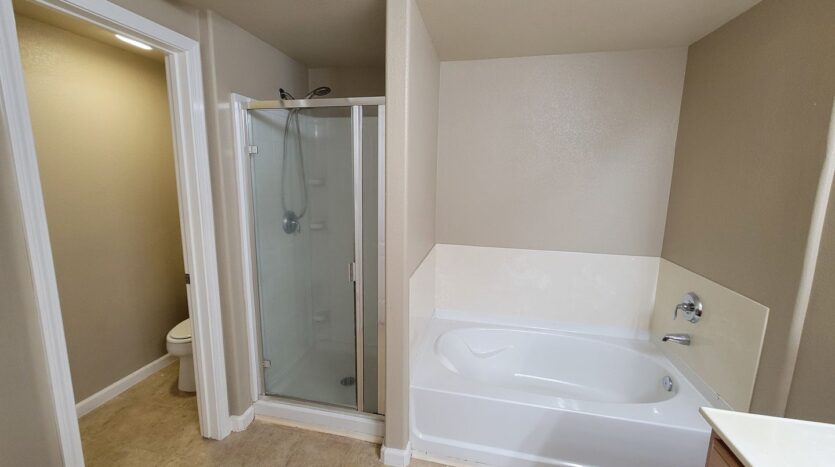 5554 Tares Cir - Elk Grove - California - 2 bed, 2 bath rental property