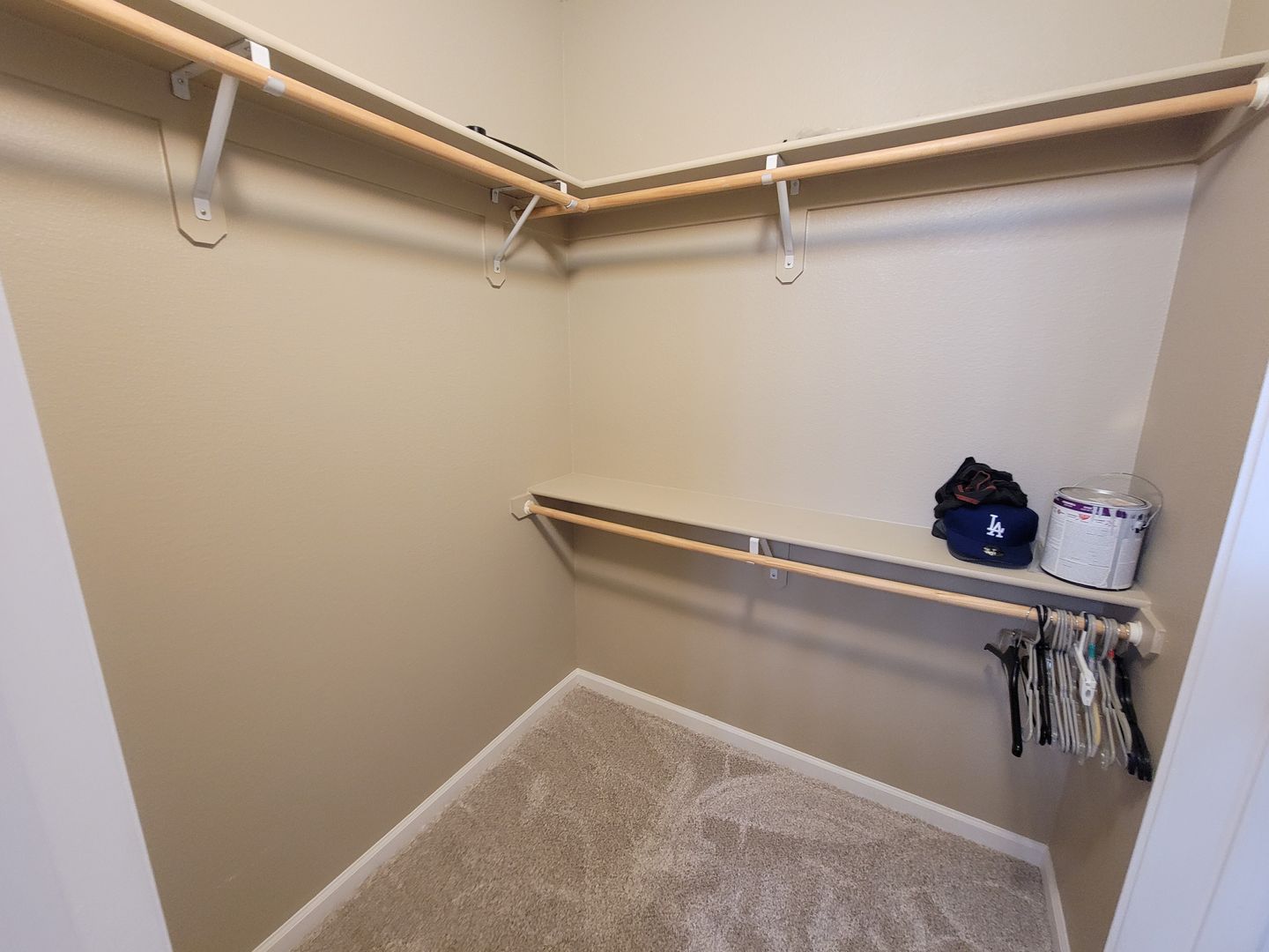 5554 Tares Cir - Elk Grove - California - 2 bed, 2 bath rental property