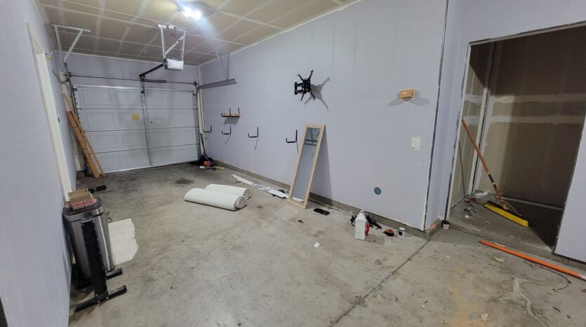 5554 Tares Cir - Elk Grove - California - 2 bed, 2 bath rental property