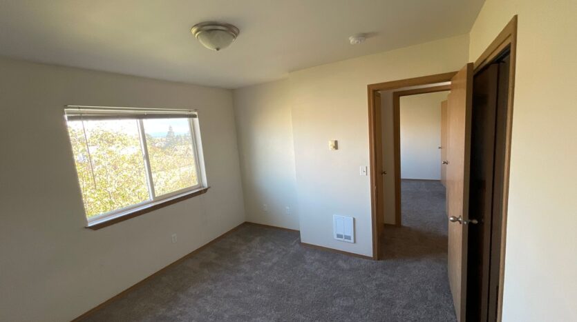5752 Legoe Ave. - # 202 - Ferndale - Washington - 3 bed, 2 bath rental property