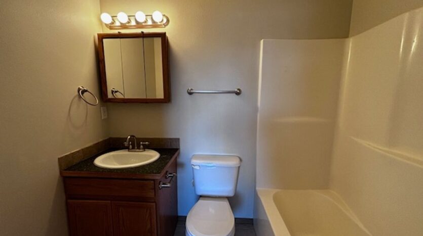 5752 Legoe Ave. - # 202 - Ferndale - Washington - 3 bed, 2 bath rental property