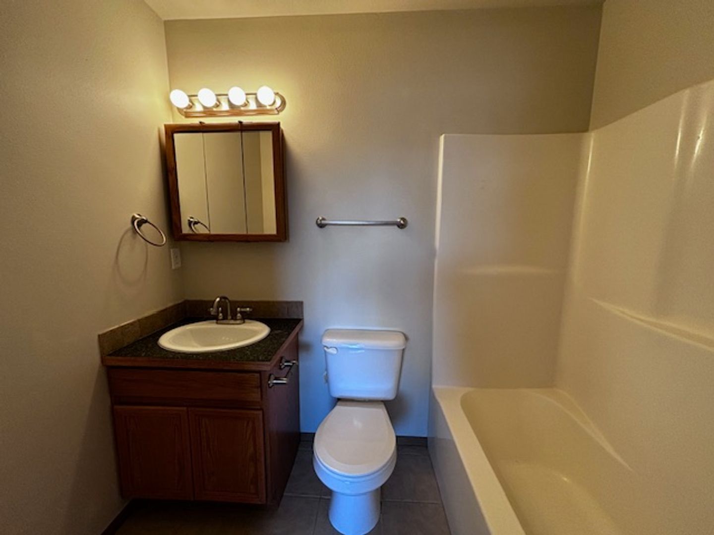 5752 Legoe Ave. - # 202 - Ferndale - Washington - 3 bed, 2 bath rental property