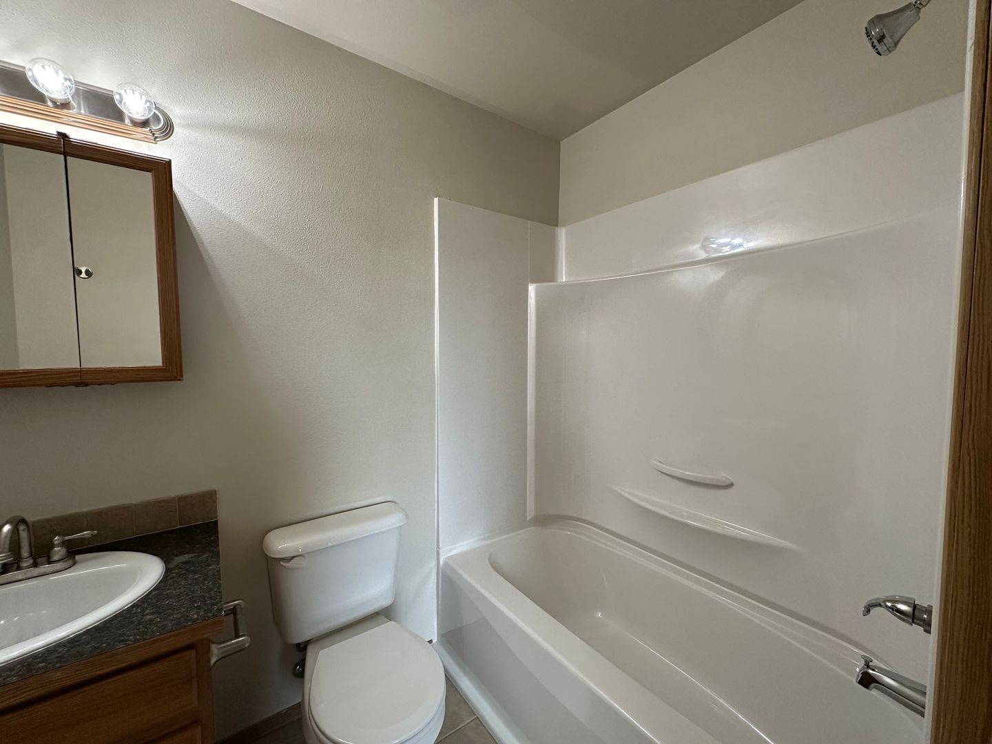 5752 Legoe Ave. - # 202 - Ferndale - Washington - 3 bed, 2 bath rental property