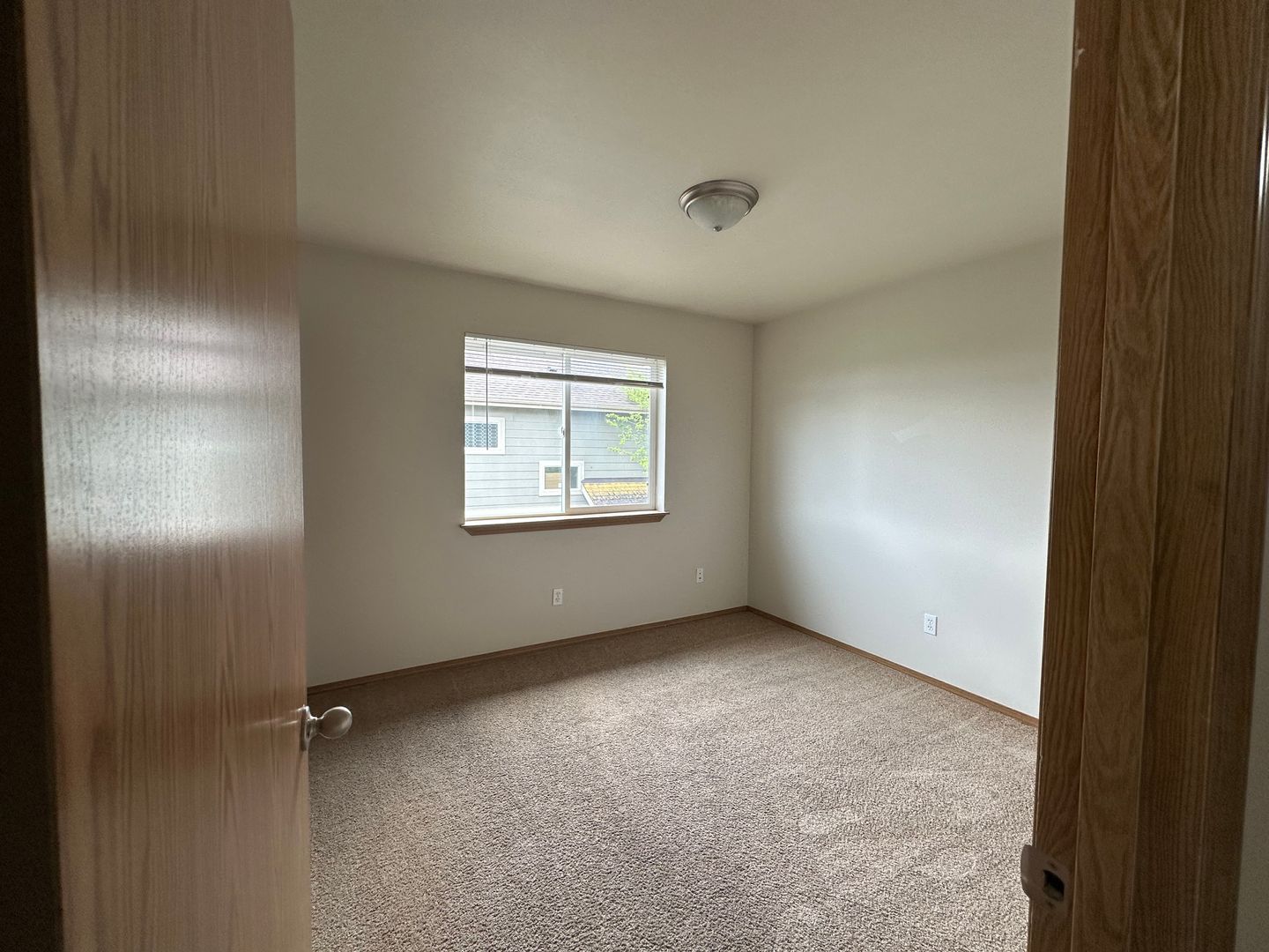 5752 Legoe Ave. - # 202 - Ferndale - Washington - 3 bed, 2 bath rental property