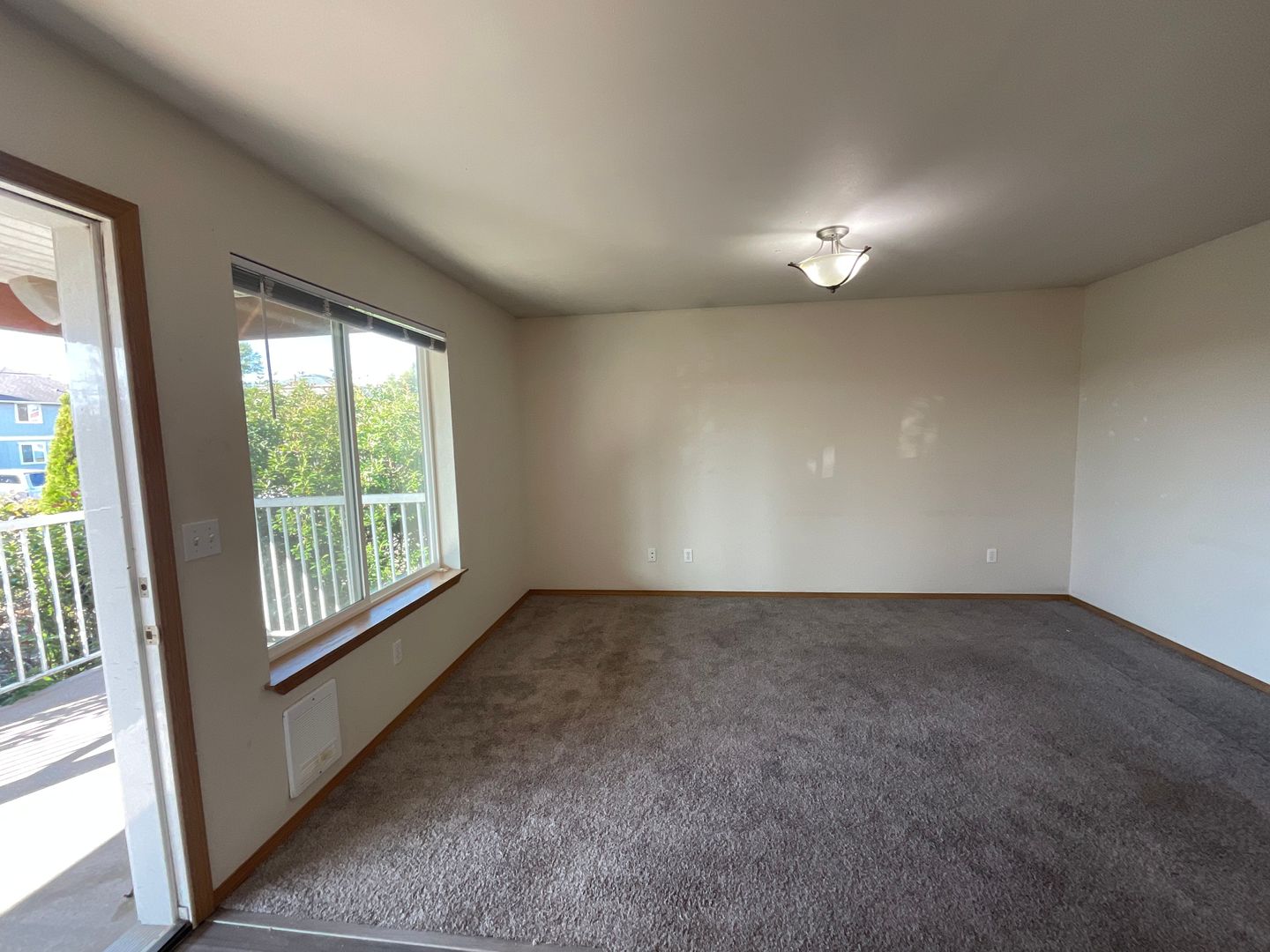 5752 Legoe Ave. - # 202 - Ferndale - Washington - 3 bed, 2 bath rental property