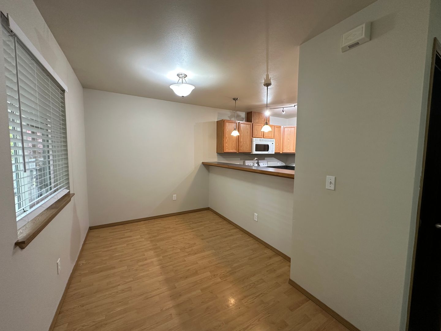 5752 Legoe Ave. - # 202 - Ferndale - Washington - 3 bed, 2 bath rental property