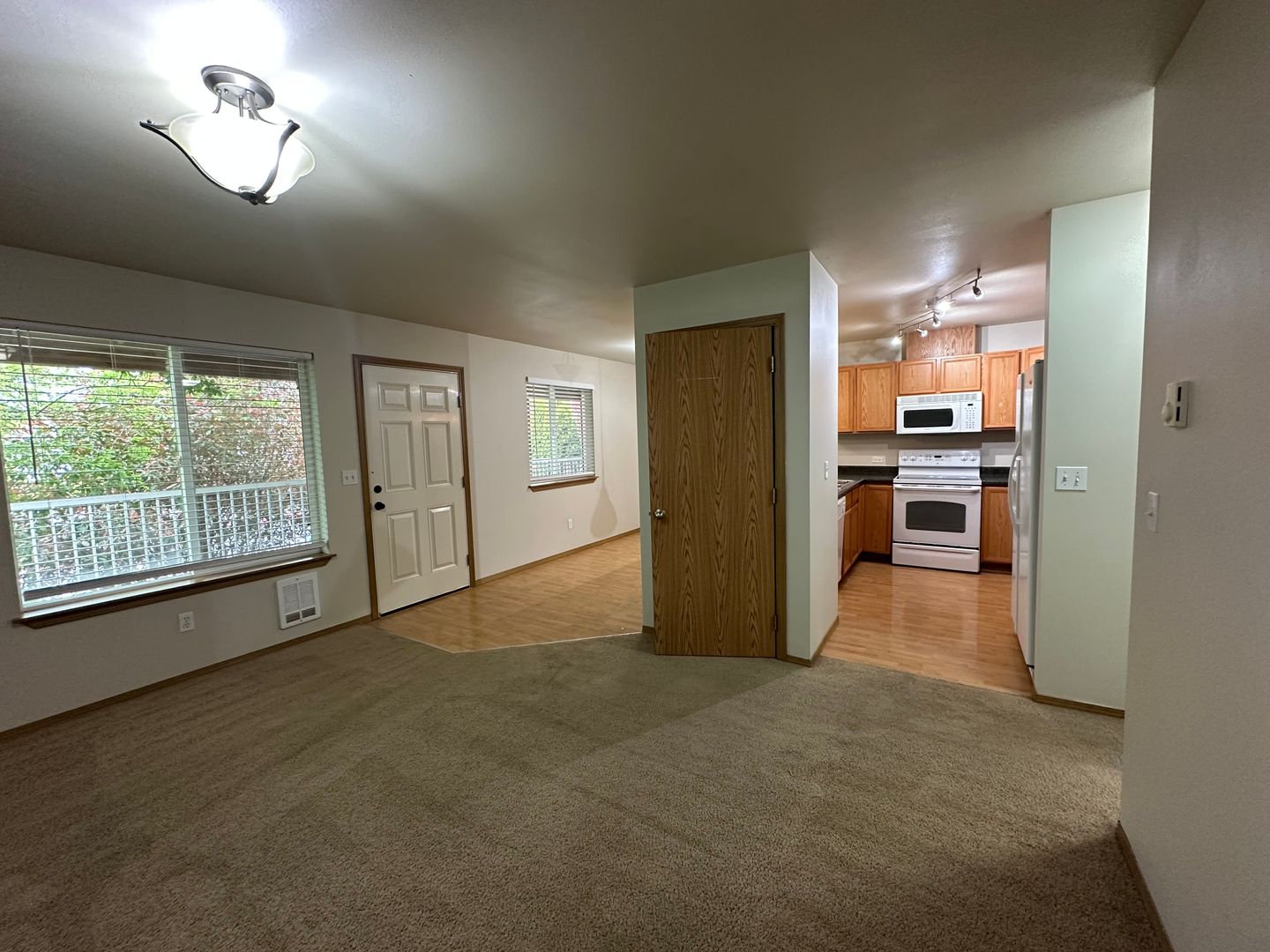 5752 Legoe Ave. - # 202 - Ferndale - Washington - 3 bed, 2 bath rental property