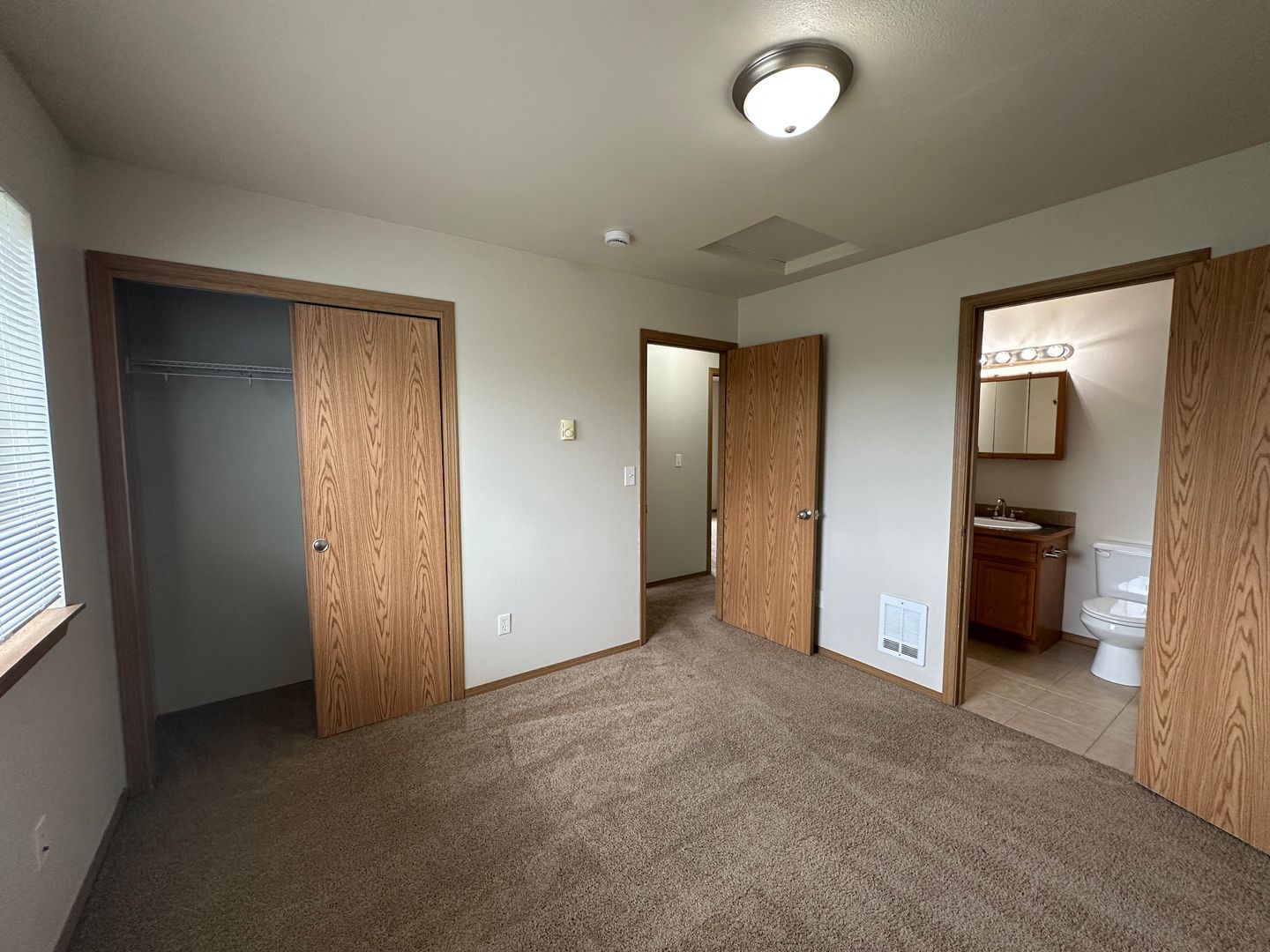 5752 Legoe Ave. - # 202 - Ferndale - Washington - 3 bed, 2 bath rental property