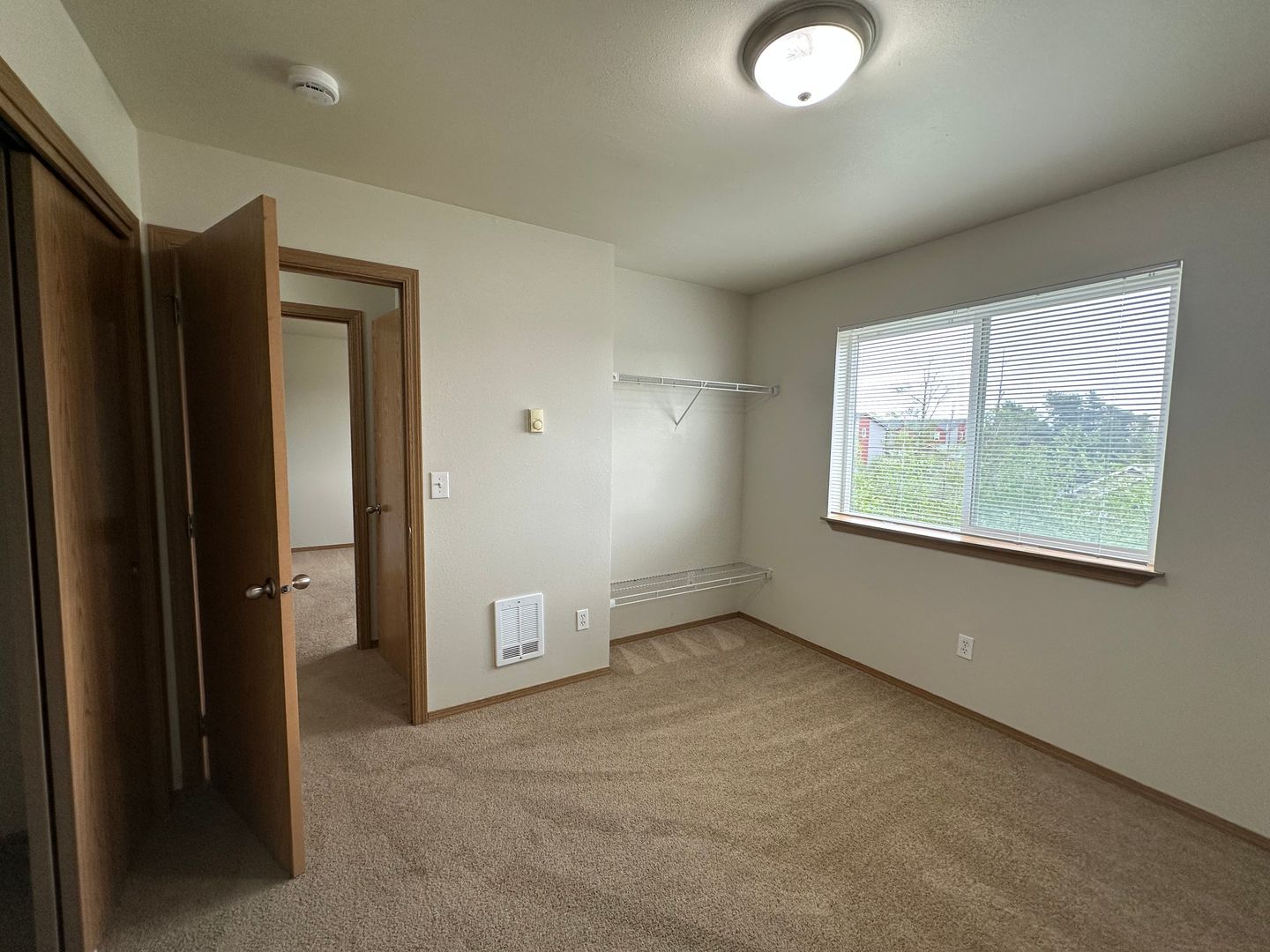 5752 Legoe Ave. - # 202 - Ferndale - Washington - 3 bed, 2 bath rental property