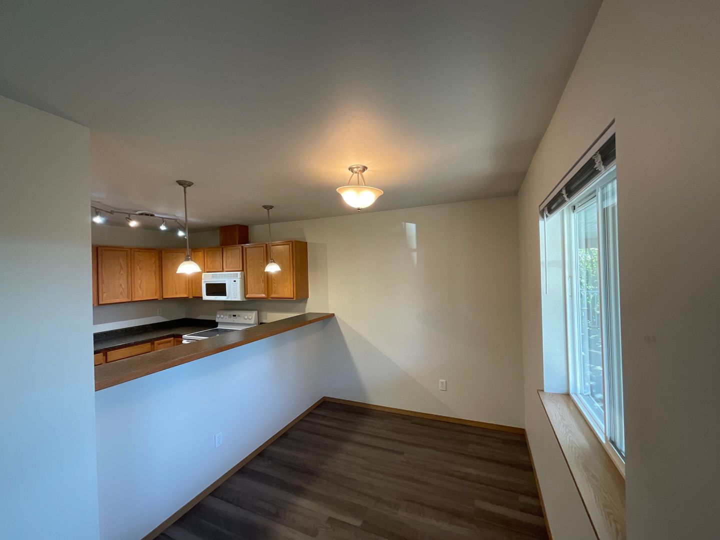 5752 Legoe Ave. - # 202 - Ferndale - Washington - 3 bed, 2 bath rental property