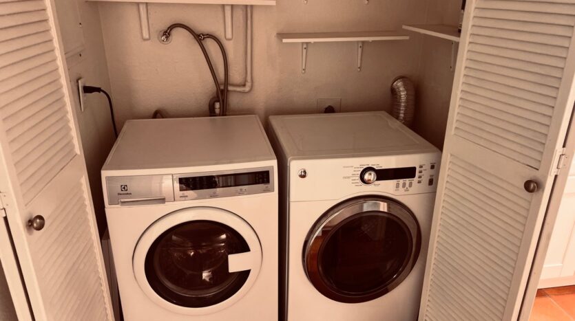 5790 Friars Road  Unit D7 - San Diego - California - 2 bed, 2 bath rental property