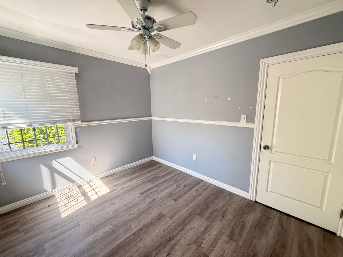 586 e Fairview Blvd  - Inglewood - California - 2 bed, 1 bath rental property