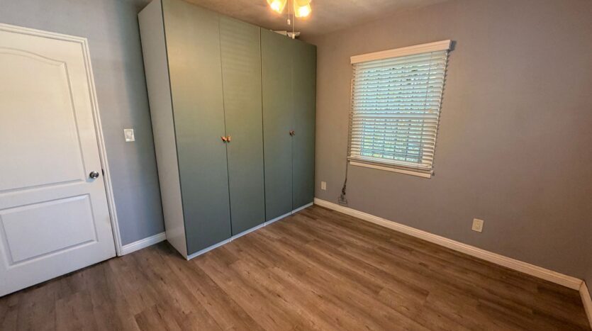 586 e Fairview Blvd  - Inglewood - California - 2 bed, 1 bath rental property