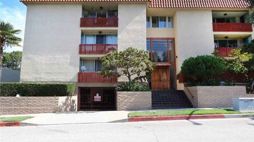 5875 Doverwood Dr #301 - Culver City - California - 2 bed, 2 bath rental property