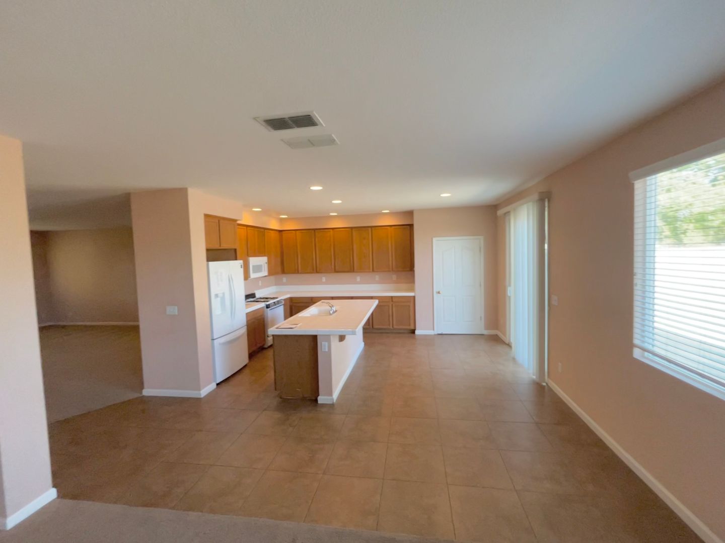 6001 Jefjen Way - Elk Grove - California - 5 bed, 3 bath rental property