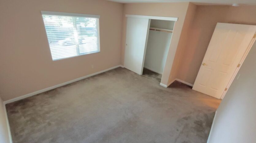 6001 Jefjen Way - Elk Grove - California - 5 bed, 3 bath rental property