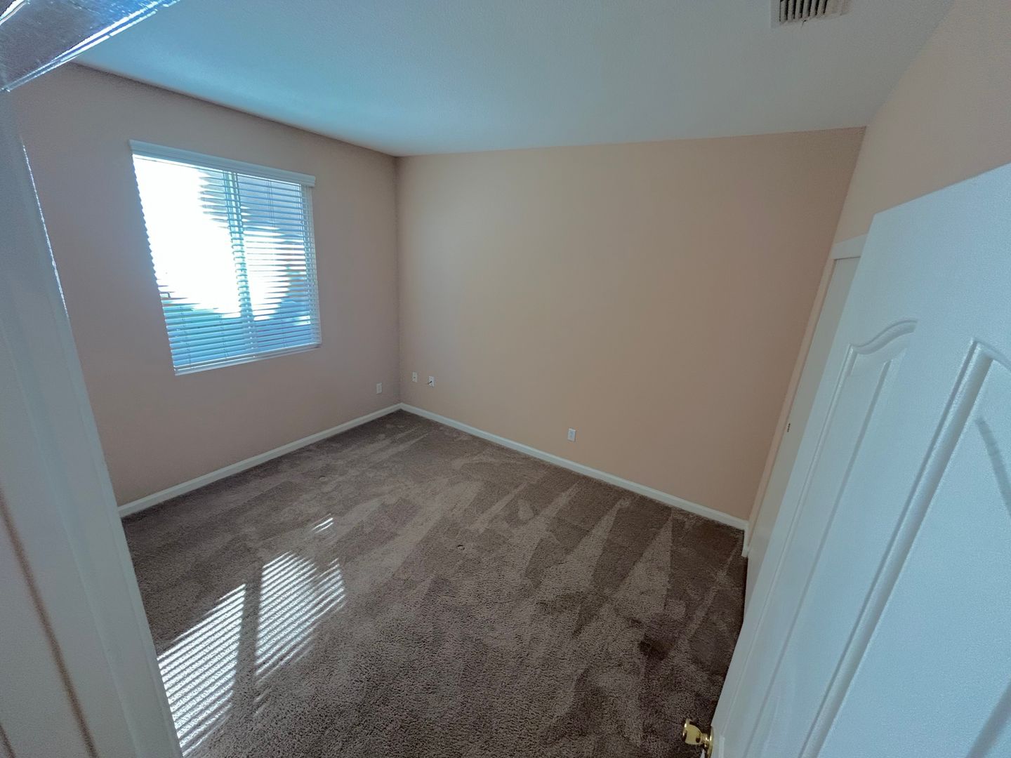 6001 Jefjen Way - Elk Grove - California - 5 bed, 3 bath rental property