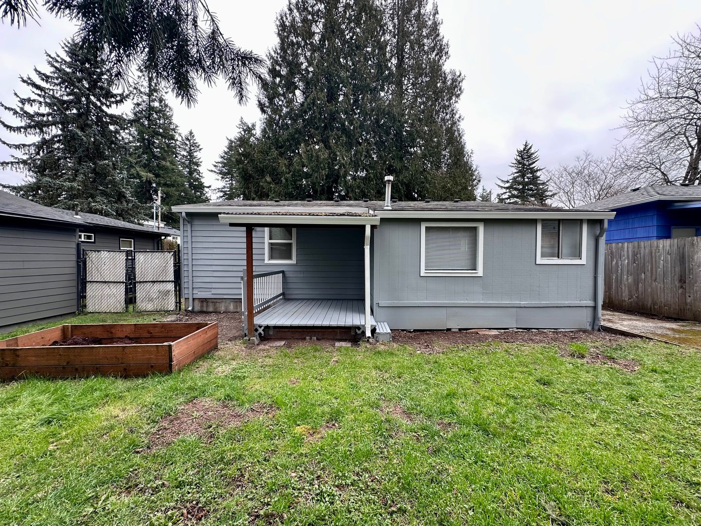 6009 SE 138th Pl - Portland - Oregon - 3 bed, 1 bath rental property