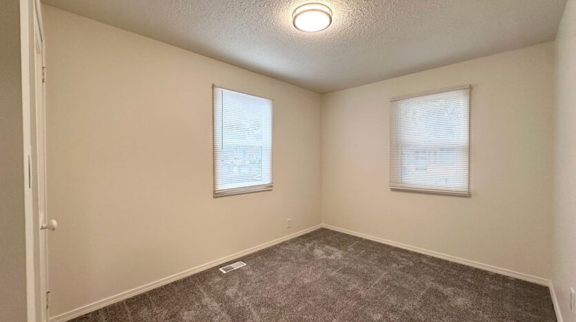 6009 SE 138th Pl - Portland - Oregon - 3 bed, 1 bath rental property