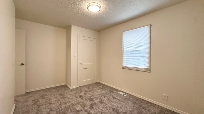 6009 SE 138th Pl - Portland - Oregon - 3 bed, 1 bath rental property