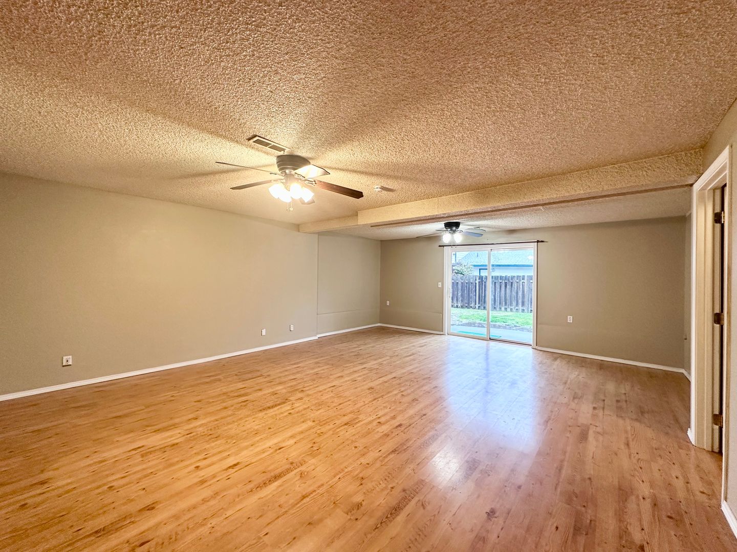 6300 SW Fisher Ave - Beaverton - Oregon - 6 bed, 3 bath rental property