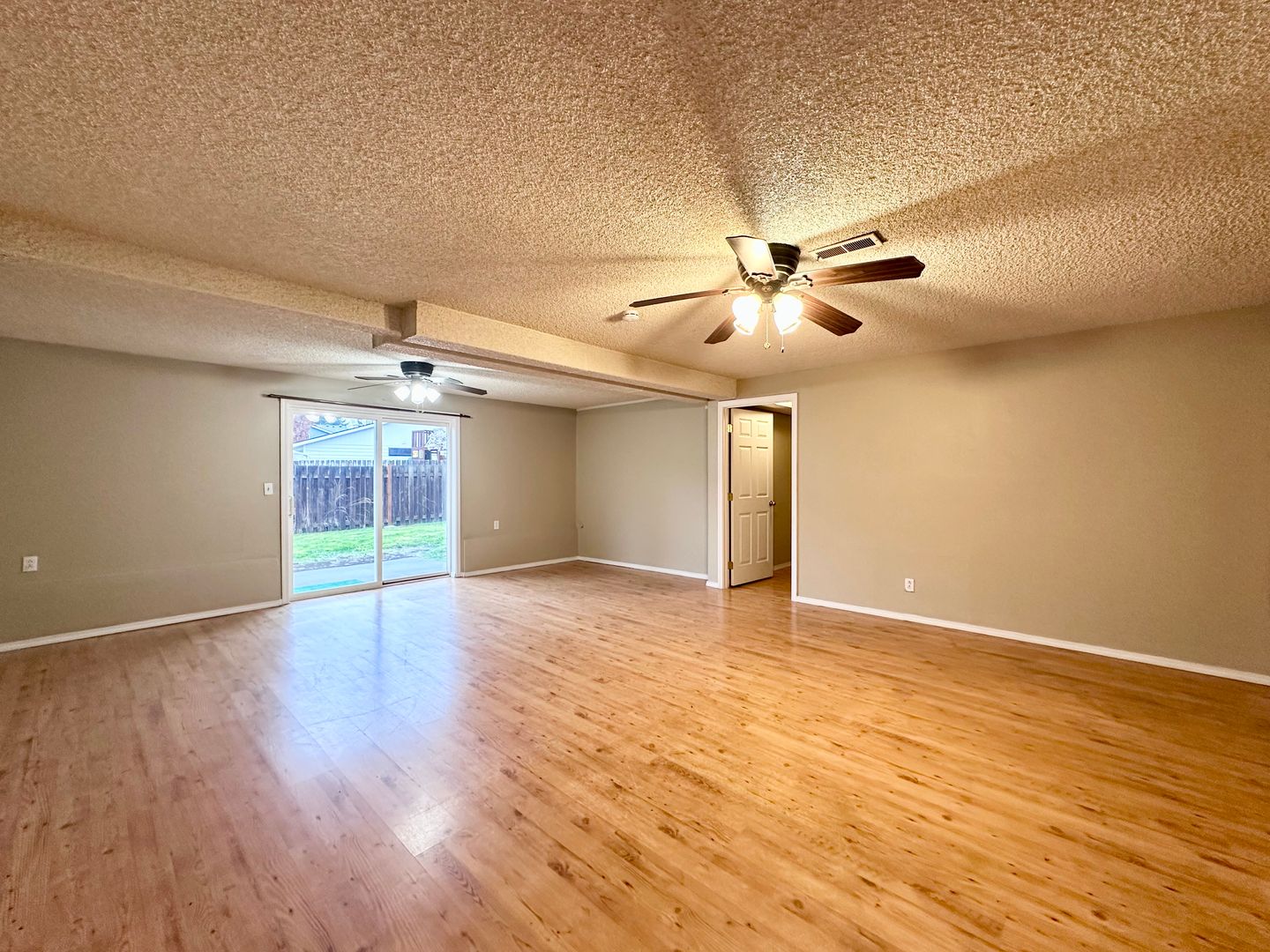 6300 SW Fisher Ave - Beaverton - Oregon - 6 bed, 3 bath rental property