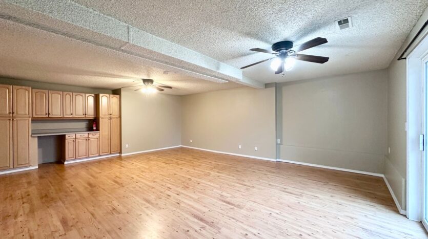 6300 SW Fisher Ave - Beaverton - Oregon - 6 bed, 3 bath rental property