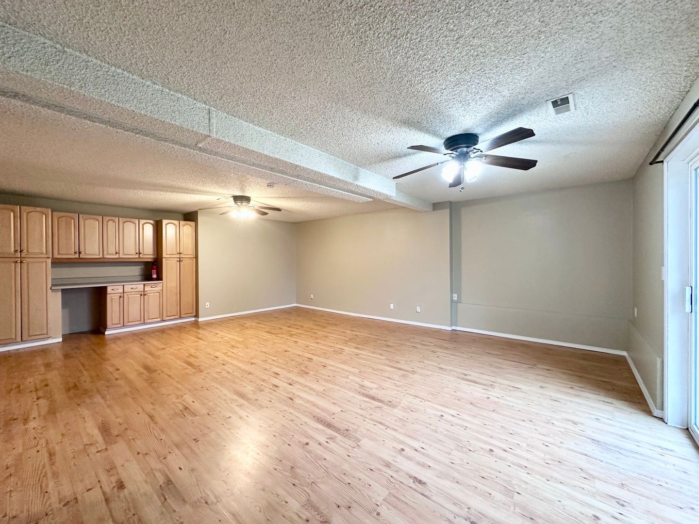 6300 SW Fisher Ave - Beaverton - Oregon - 6 bed, 3 bath rental property