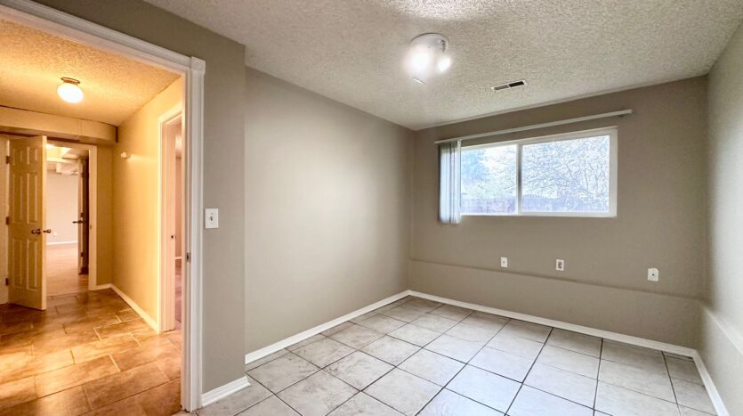 6300 SW Fisher Ave - Beaverton - Oregon - 6 bed, 3 bath rental property