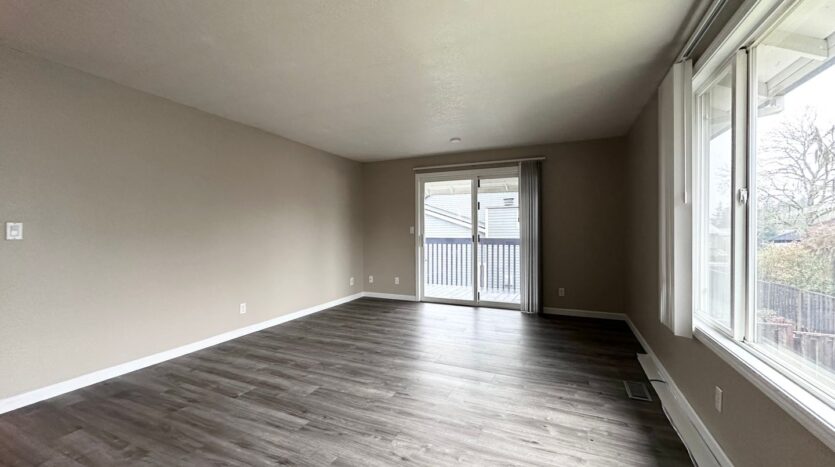 6300 SW Fisher Ave - Beaverton - Oregon - 6 bed, 3 bath rental property