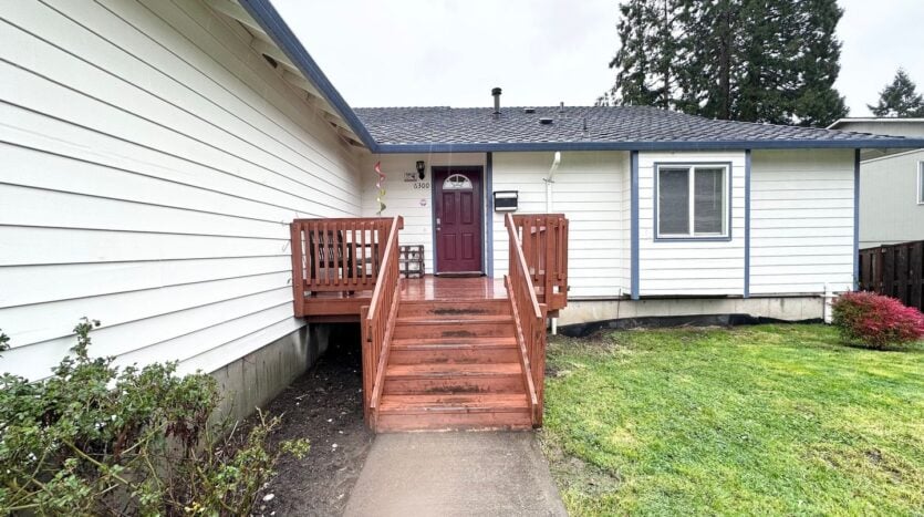 6300 SW Fisher Ave - Beaverton - Oregon - 6 bed, 3 bath rental property