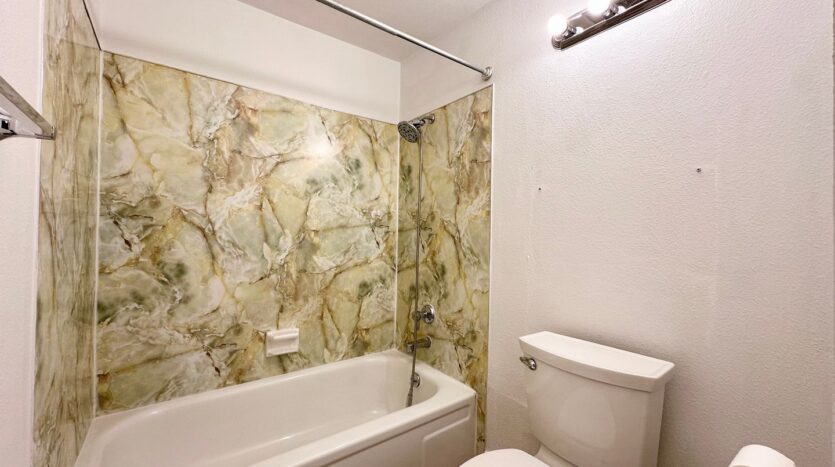 6300 SW Fisher Ave - Beaverton - Oregon - 6 bed, 3 bath rental property