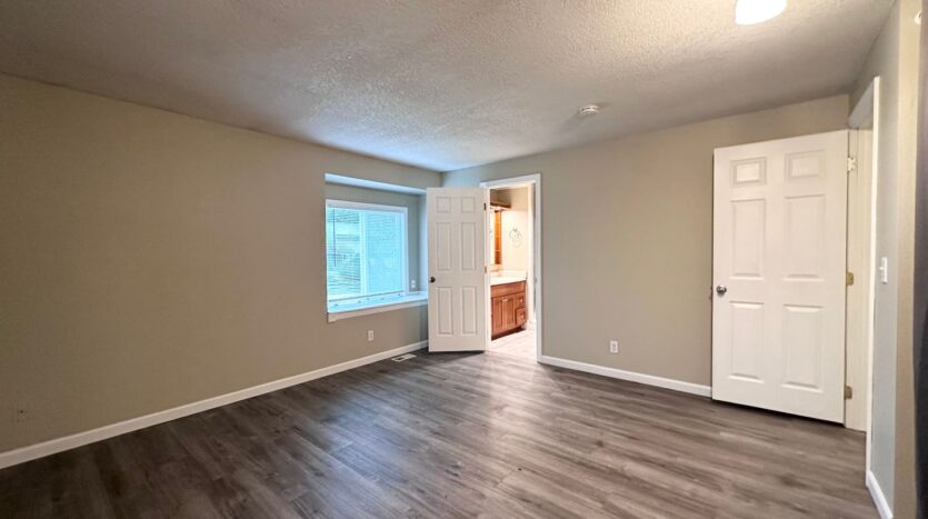 6300 SW Fisher Ave - Beaverton - Oregon - 6 bed, 3 bath rental property